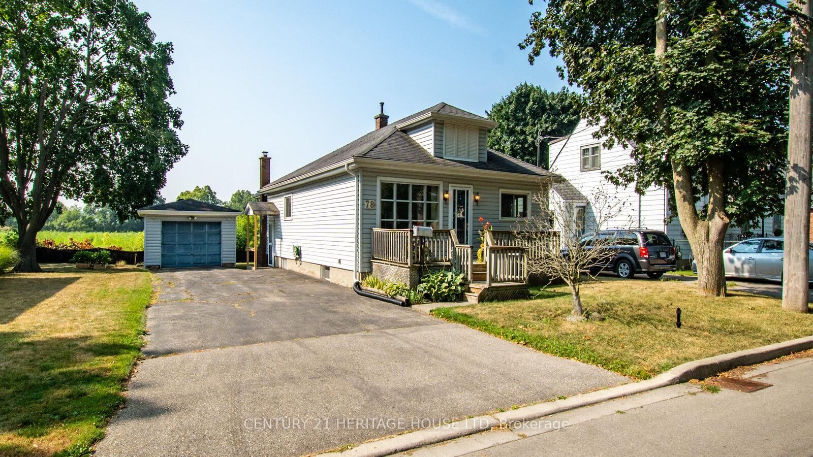 Photo de la propriété:  78 Baldwin Avenue  ON N3S 1H7 