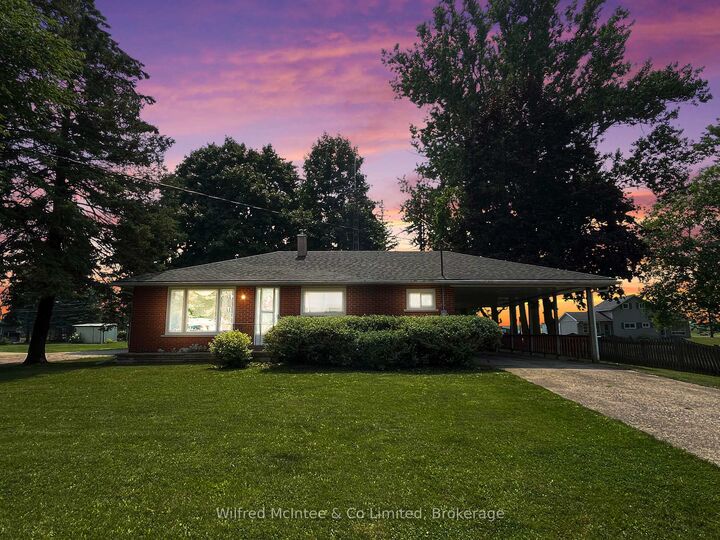 Property Photo:  211 14 Concession  ON N4N 3C1