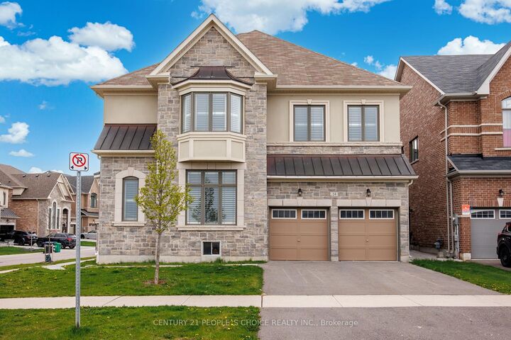 Property Photo:  