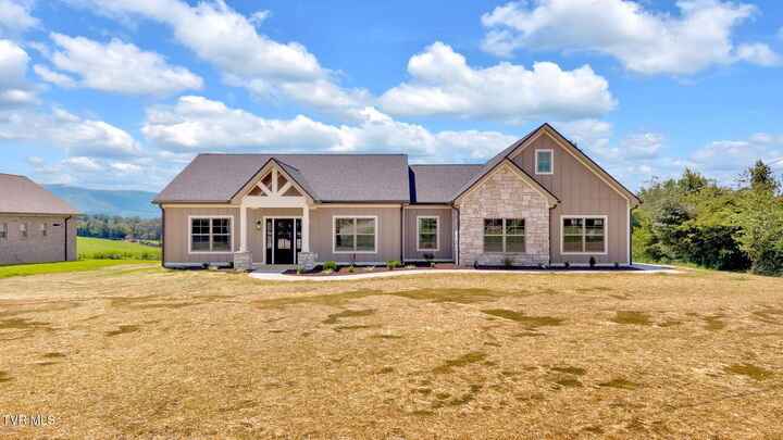 15 Browns Bridge Road  Greeneville TN 37745 photo