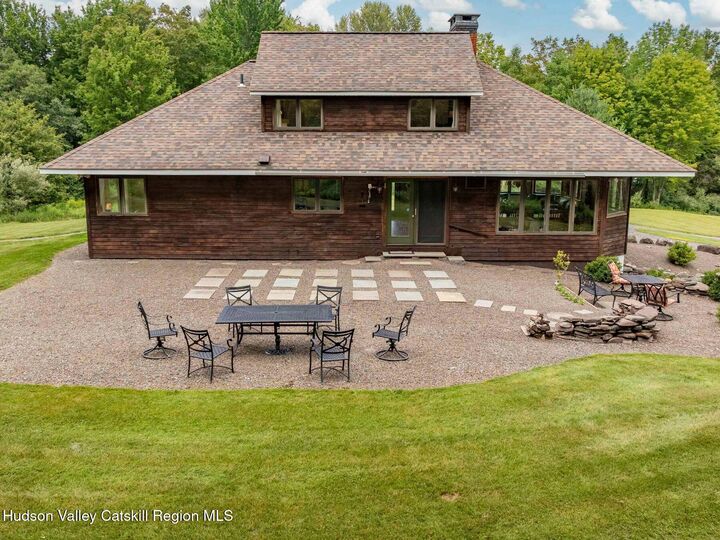 Property Photo:  122 Old Road  NY 12496 