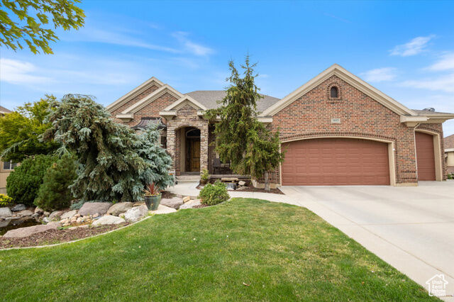 Property Photo:  1803 E Crimson Oak Dr  UT 84020 