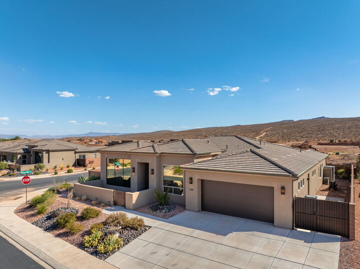 Property Photo:  529 W Palo Verde Way  UT 84738 