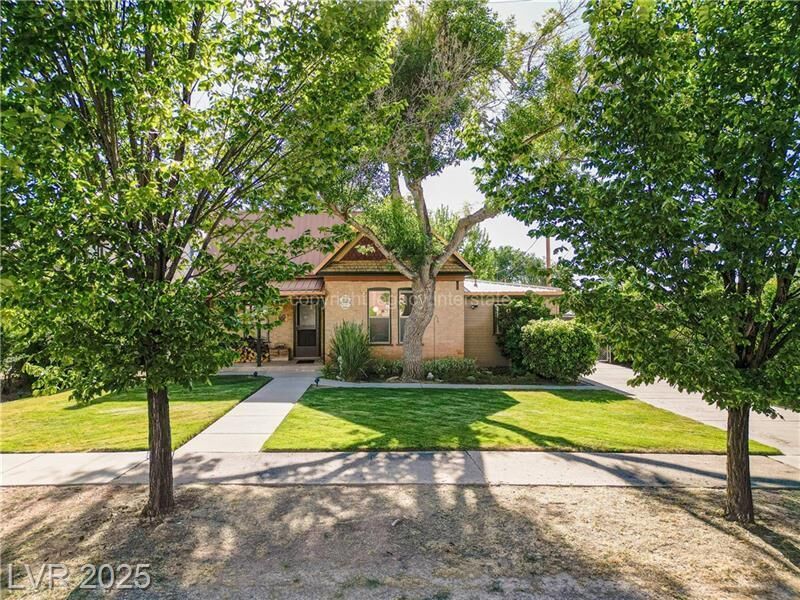 Property Photo:  60 S 100 W  UT 84761 