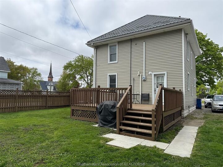 Property Photo: 506 Nelson Street ON N8A 4H1