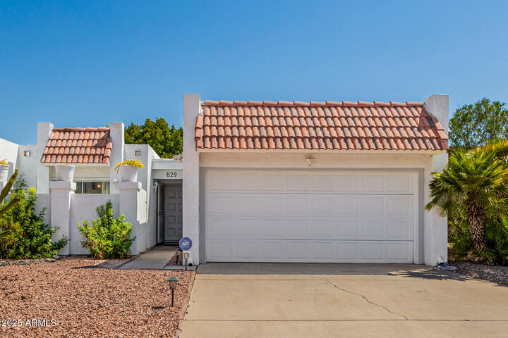 Property Photo: 829 W Rice Drive AZ 85283