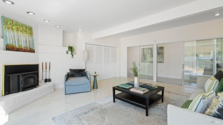 Property Photo: 765 Sun Lane CA 94947