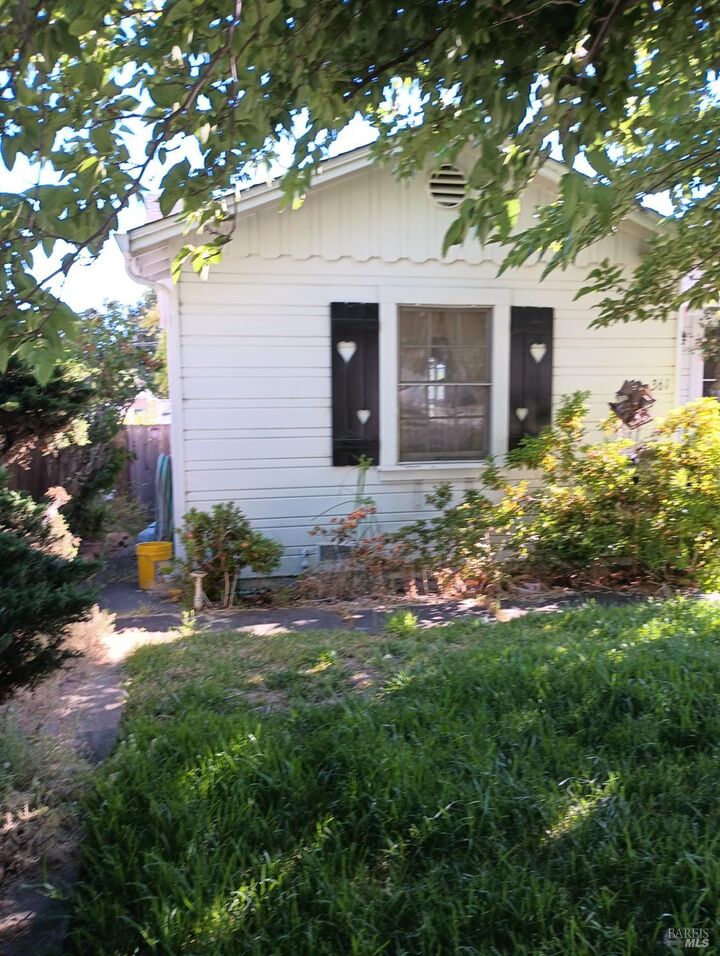 Property Photo: 361 Steffan Street CA 94591