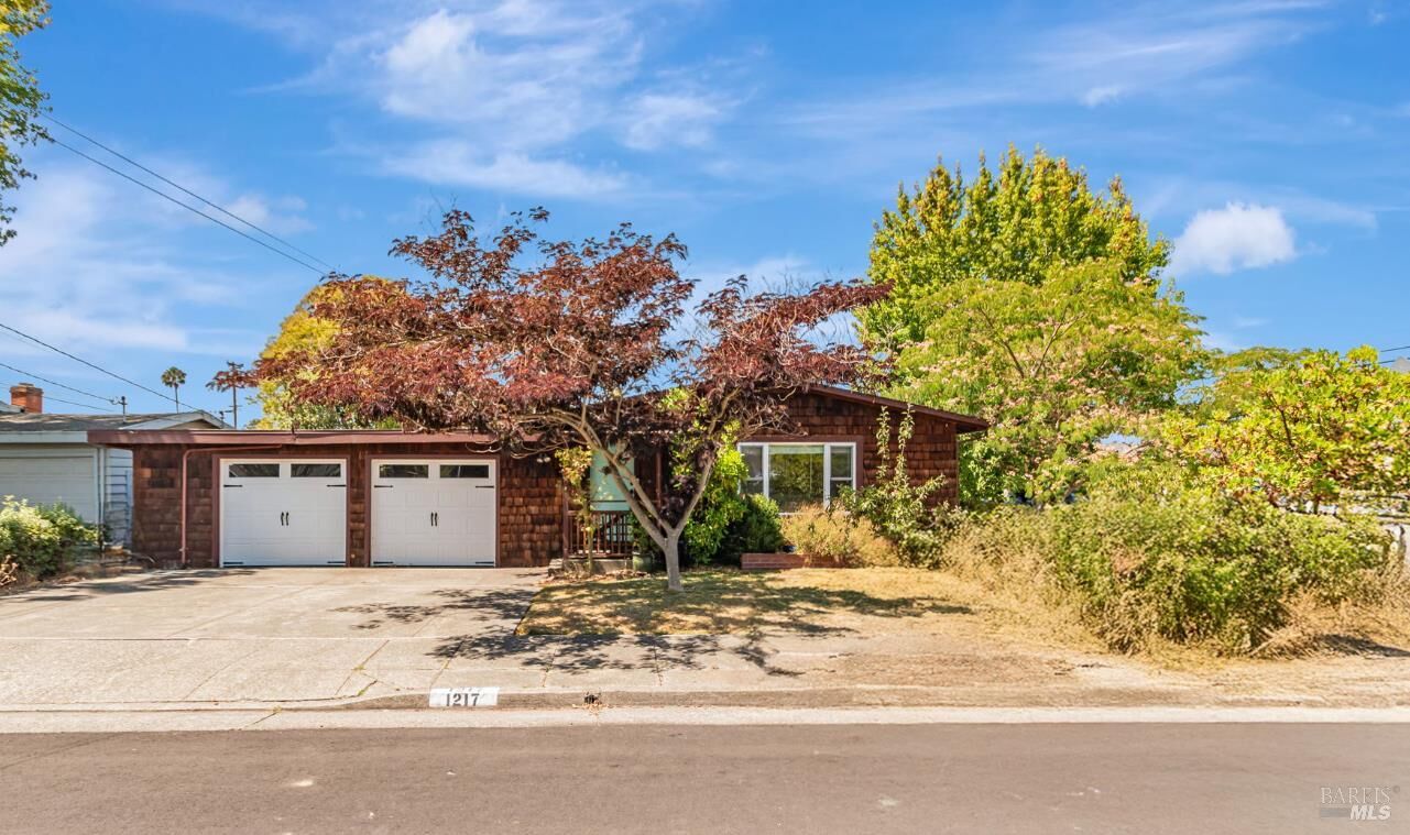 Property Photo:  1217 Kathy Street  CA 95405 
