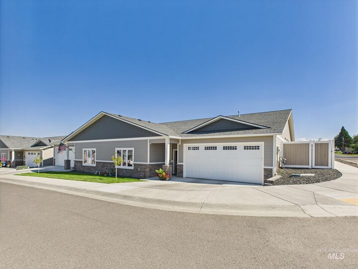 2102 Alder Ave A  Lewiston ID 83501 photo