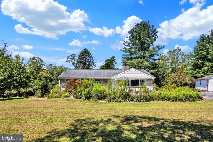 Property Photo:  951 Lincoln Road  PA 19508 