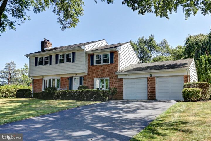 Property Photo:  417 Candlewyck Road  PA 17011 