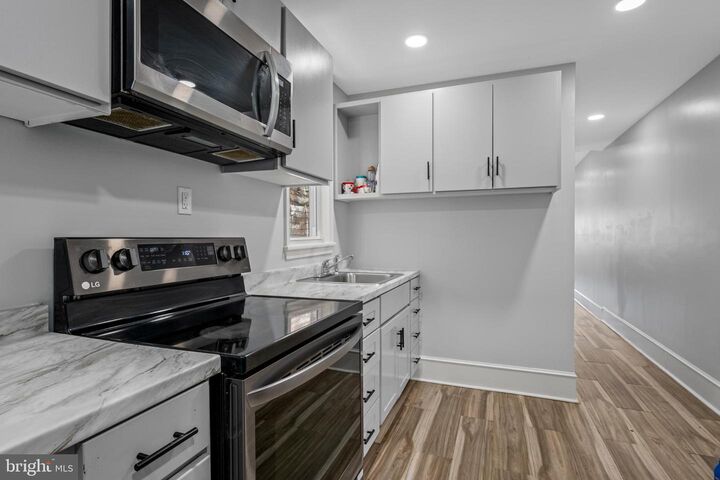 Property Photo:  130 W Spruce Street  PA 17948 