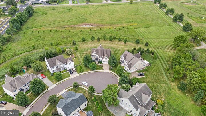 Property Photo: 412 Thistle Drive PA 19460