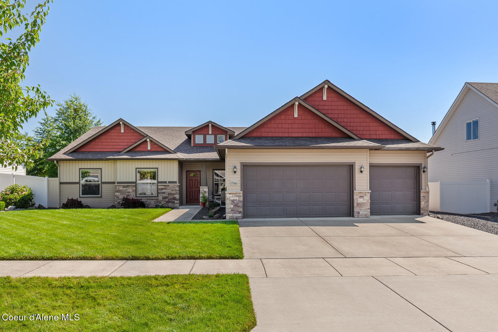 Property Photo:  7746 N Fairborne Ln  ID 83815 