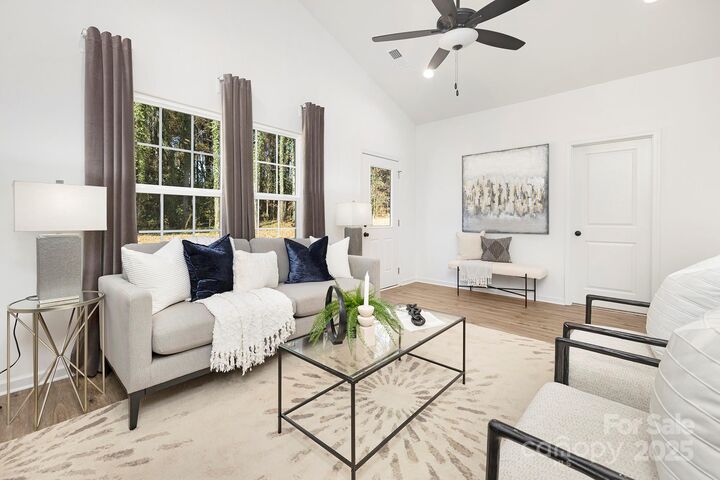 Property Photo: 422 W McLelland Avenue NC 28117