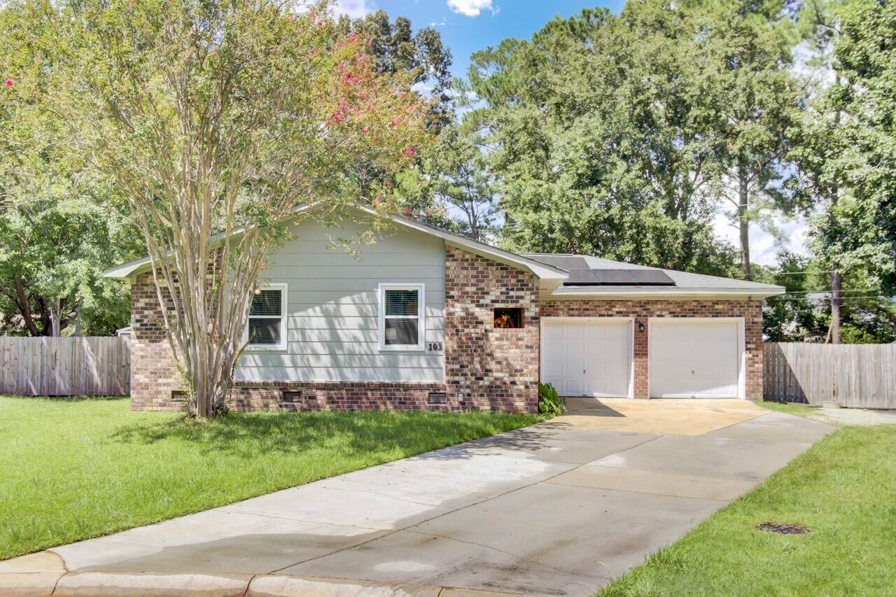 Property Photo:  103 Joyce Court  SC 29456 