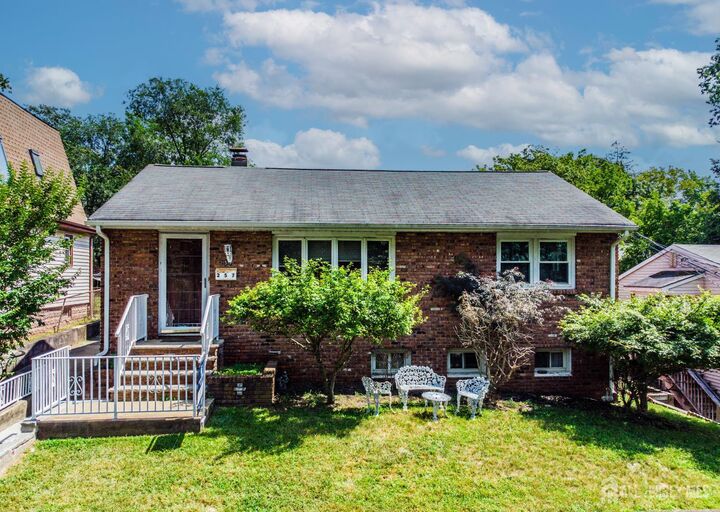 257 S 6th Avenue  Highland Park NJ 08904 photo