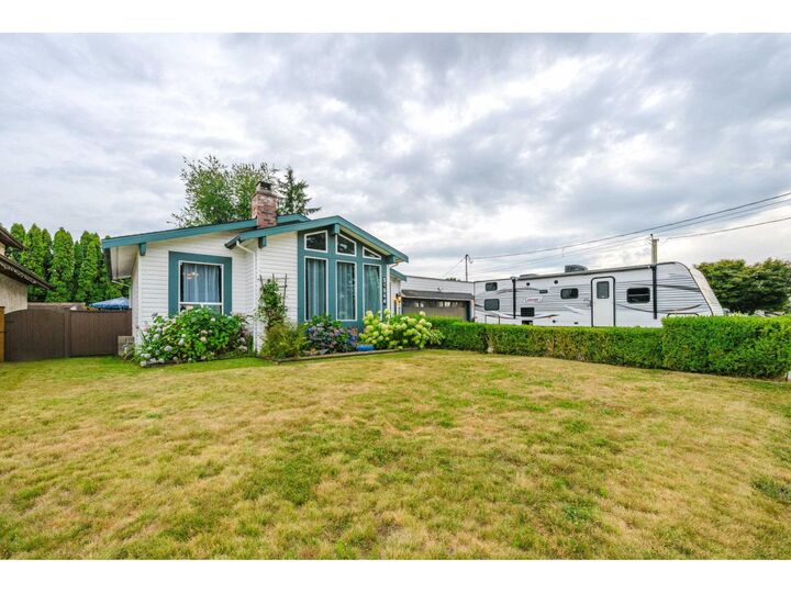 Photo de la propriété: 31544 Sunnyside BC V2T 4B3