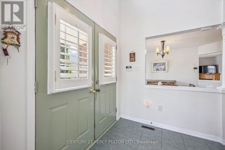 Property Photo:  1 Robideau Place  ON L1R 3G8 