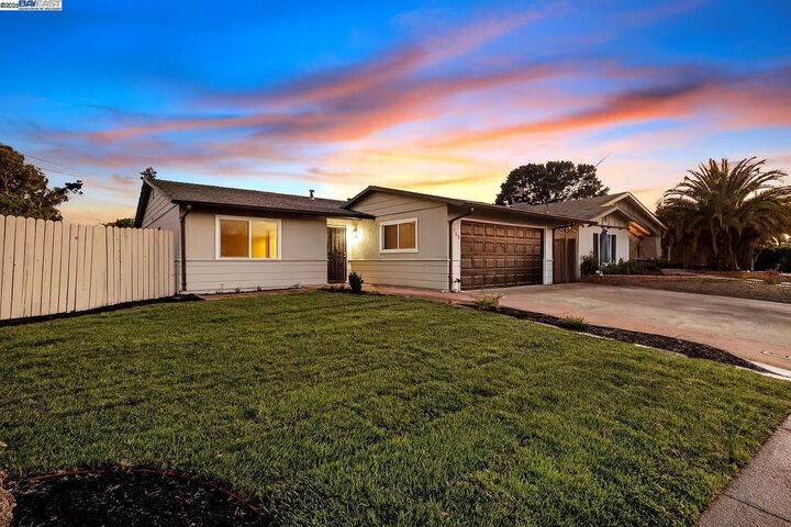 Property Photo:  1165 Amend St  CA 94564 