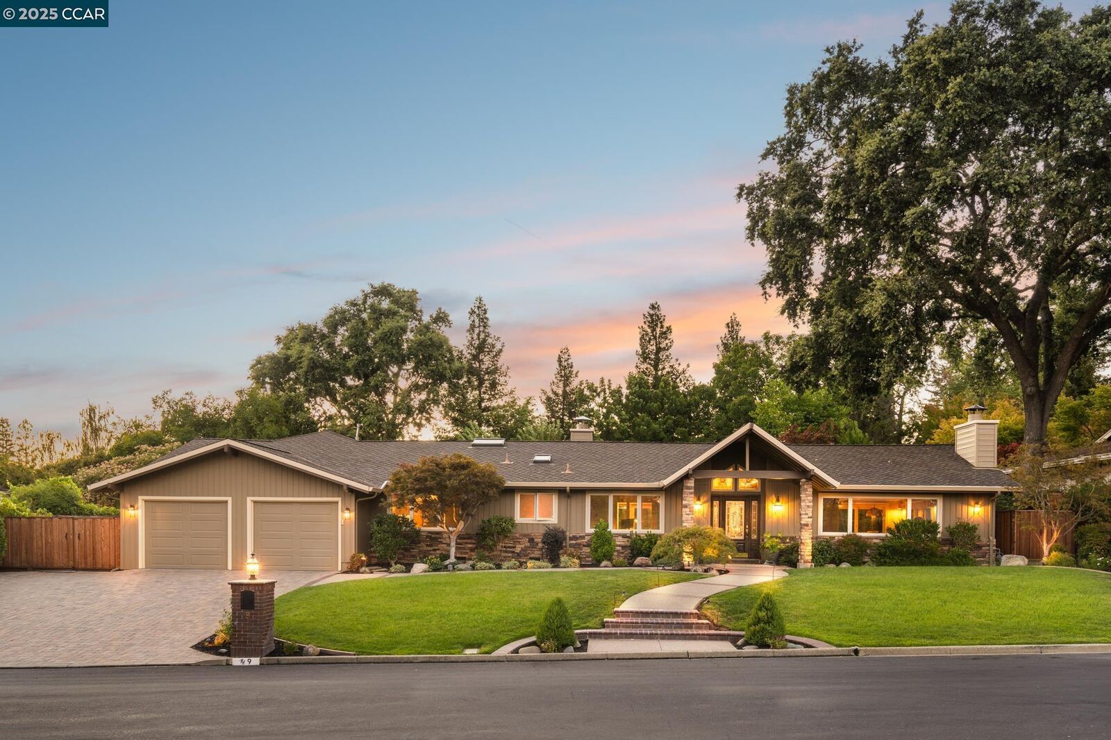 Property Photo:  9 Saint Andrews Pl  CA 94507 
