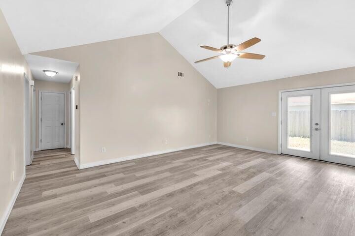 Property Photo: 240 Terrance Lane FL 32569
