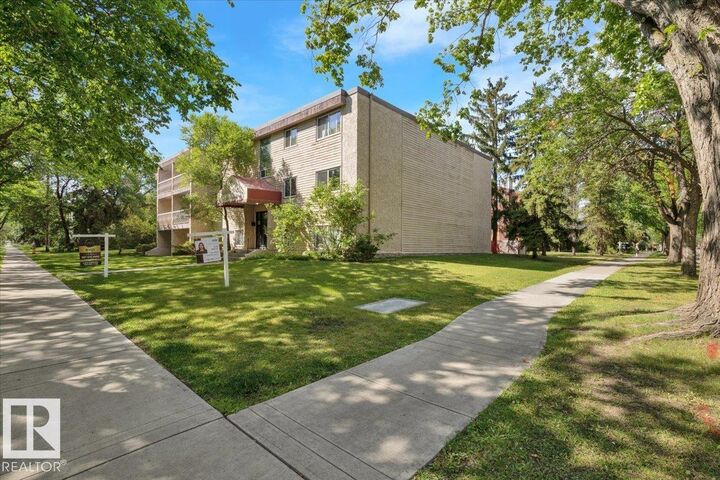 Property Photo:  11308 108 Avenue NW 202  AB T5H 1B6 