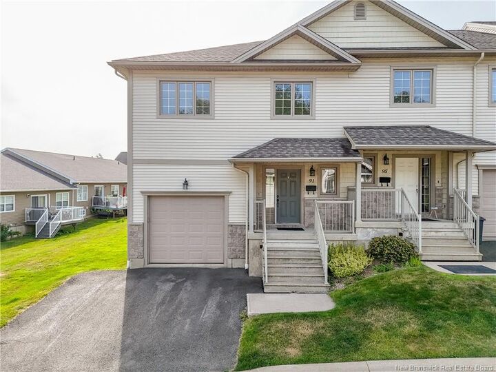 Property Photo:  91 Huntingdon Circle  NB E3B 0M1 