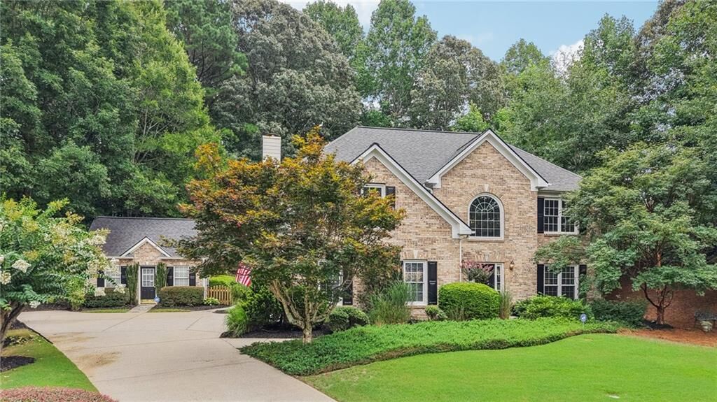 Property Photo: 616 Mount Albert Way GA 30518