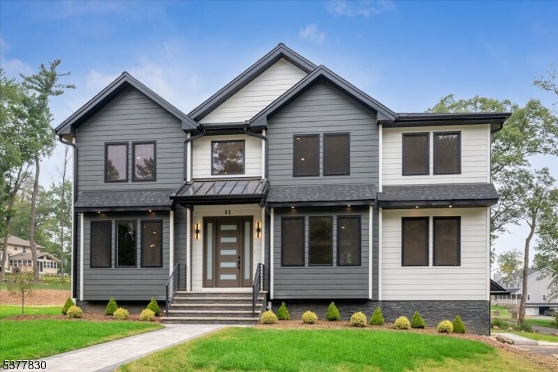 Property Photo:  11 Eagles Nest Ter  NJ 07480 