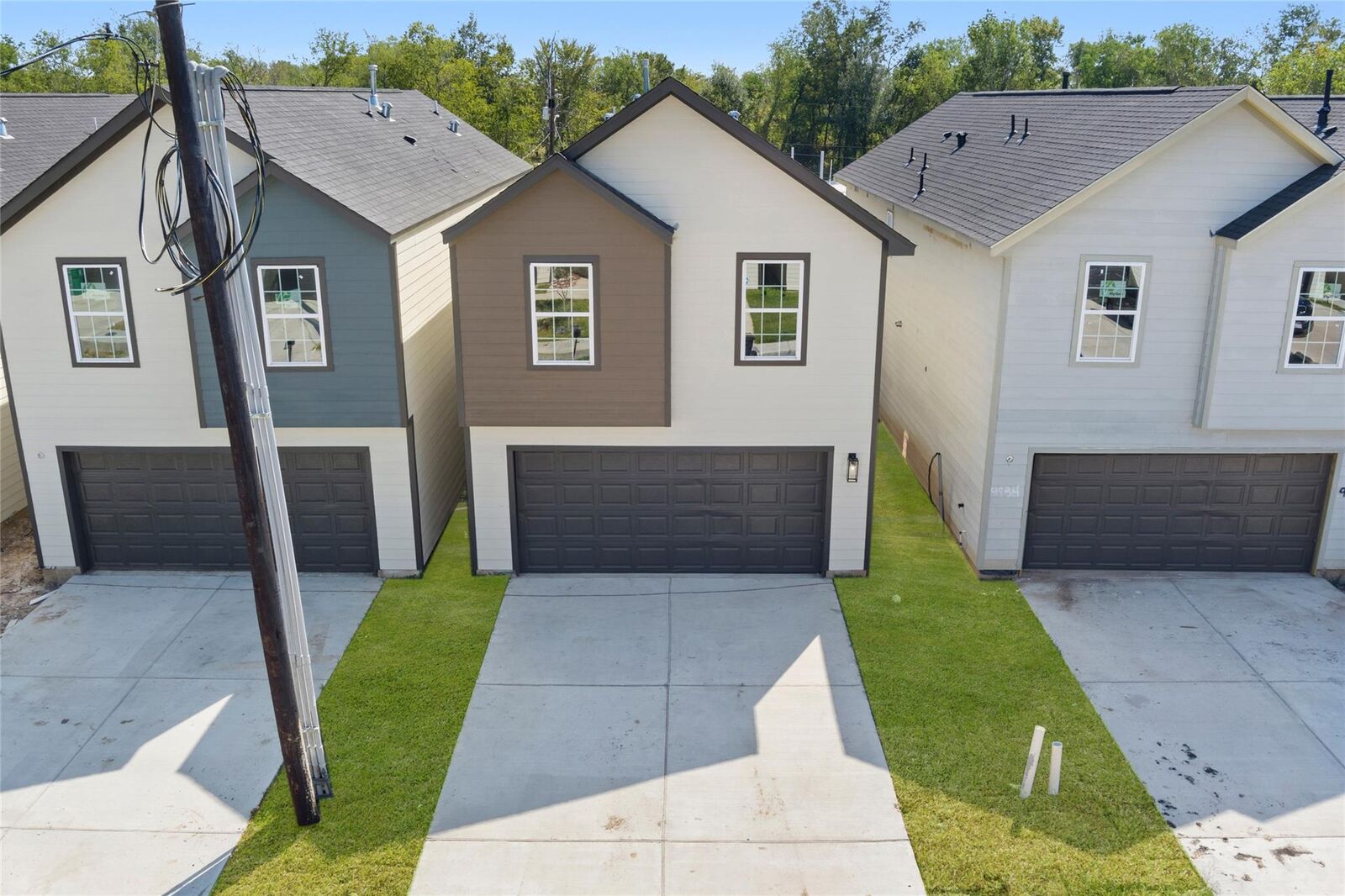 Property Photo: 9932 Lanewell Street TX 77029
