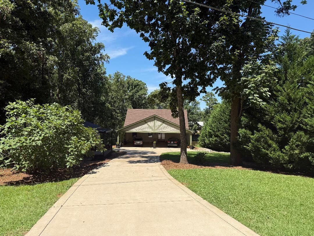 Property Photo:  153 Lakeshore Drive  GA 31024 