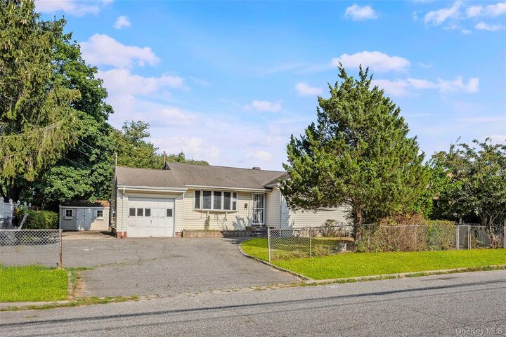 Property Photo:  201 Hilltop Drive  NY 11717 