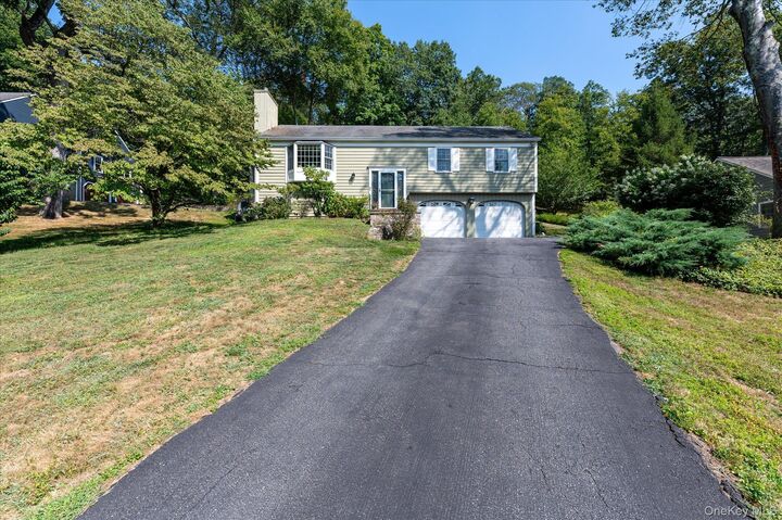 Property Photo: 39 Cliffside Lane NY 10549