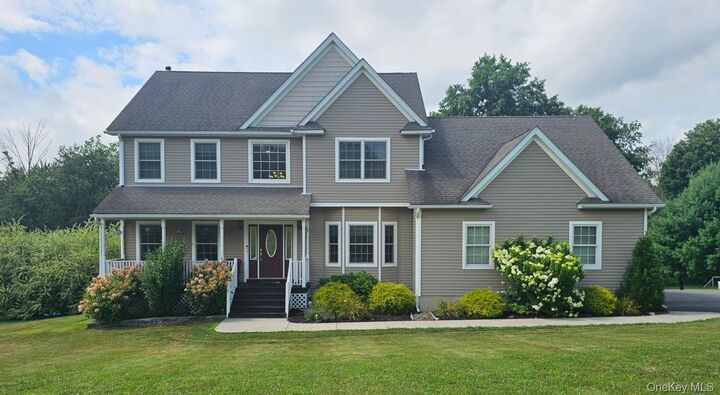 14 Sanok Drive  Campbell Hall NY 10916 photo