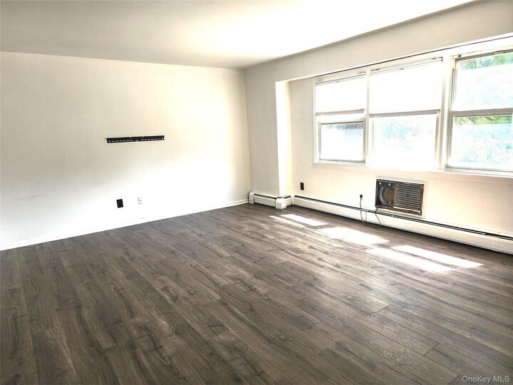 Property Photo: 2 Revere Court 2108 NY 10901
