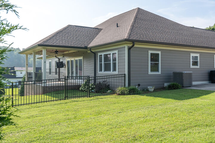 Property Photo: 255 Plantation Drive Drive TN 37745