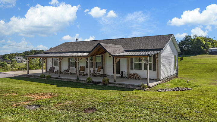 Property Photo:  1451 Squire Fox Road  TN 37725 