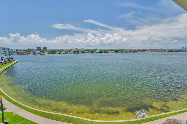 Property Photo: 7974 Sailboat Key Boulevard S 606 FL 33707