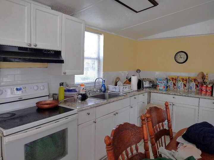 Property Photo: 4055 Mahogany Boulevard FL 32110