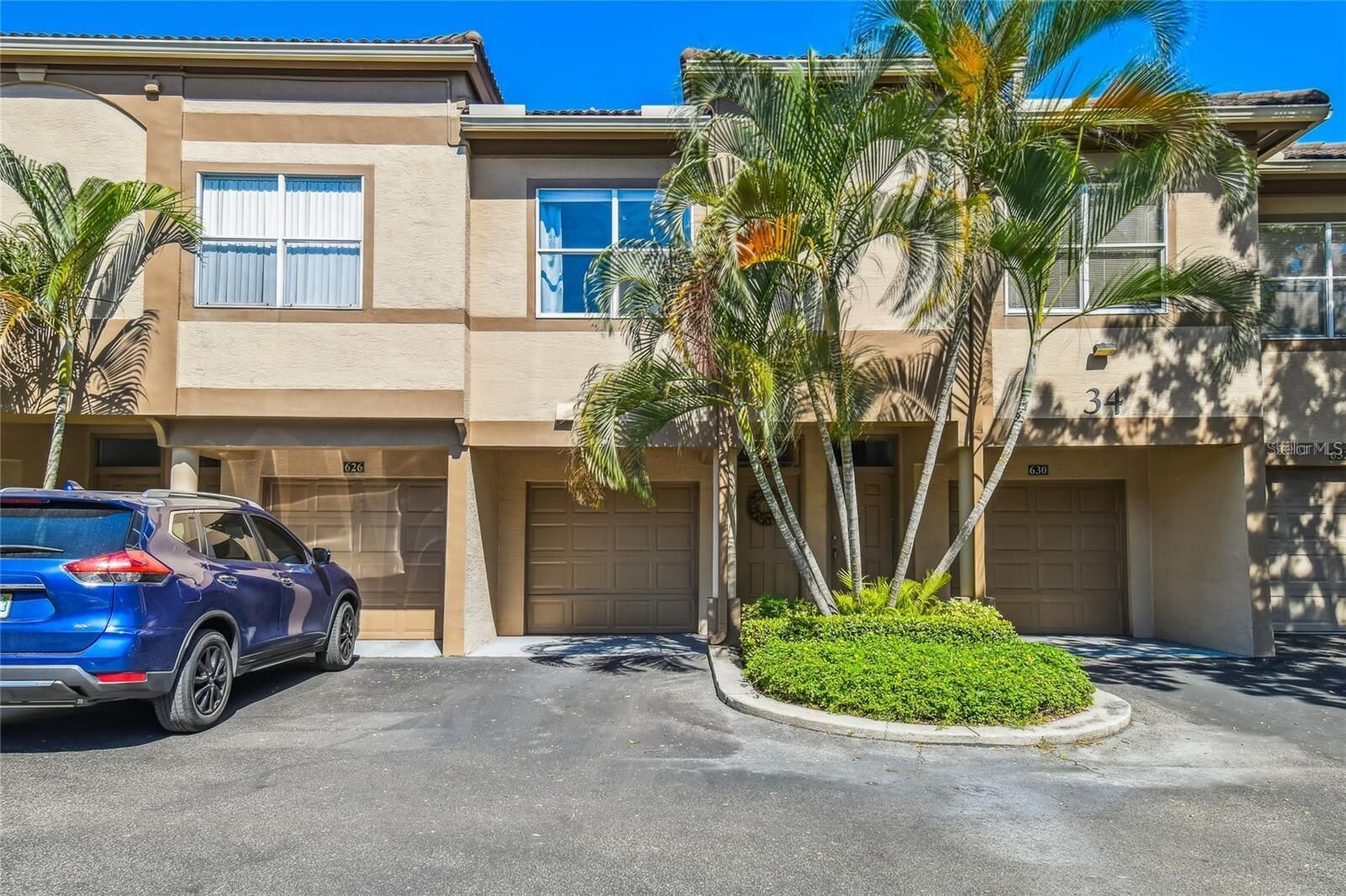 Property Photo: 905 Normandy Trace Road FL 33602