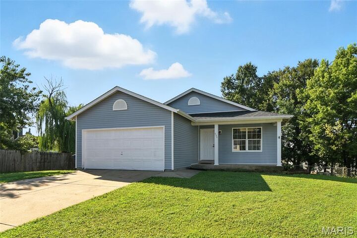 Property Photo: 694 Tobermory Court MO 63385