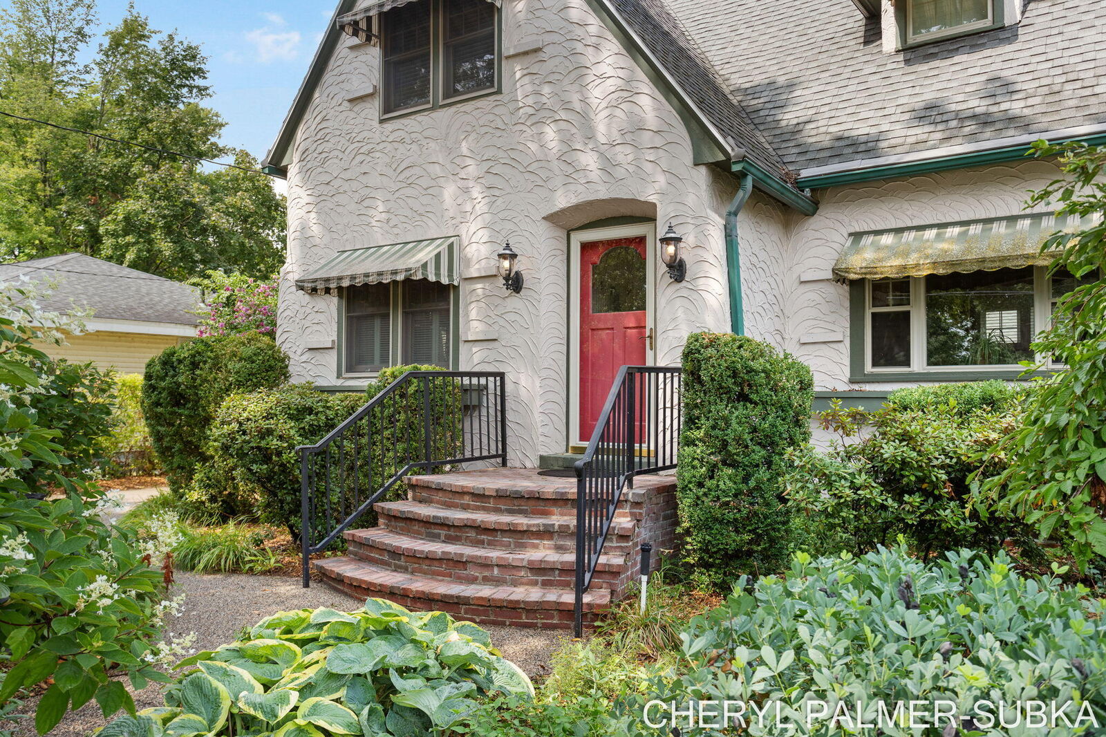 Property Photo:  918 Ruddiman Drive  MI 49445 
