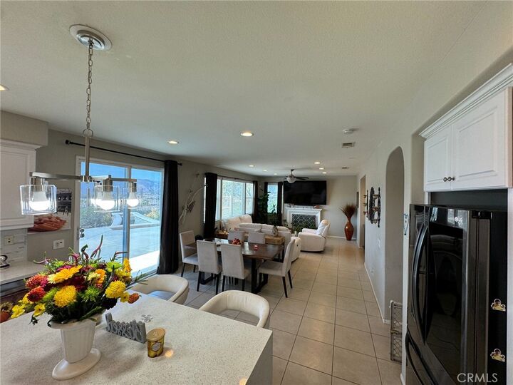 Property Photo: 41093 Hatton Garden Court CA 92530