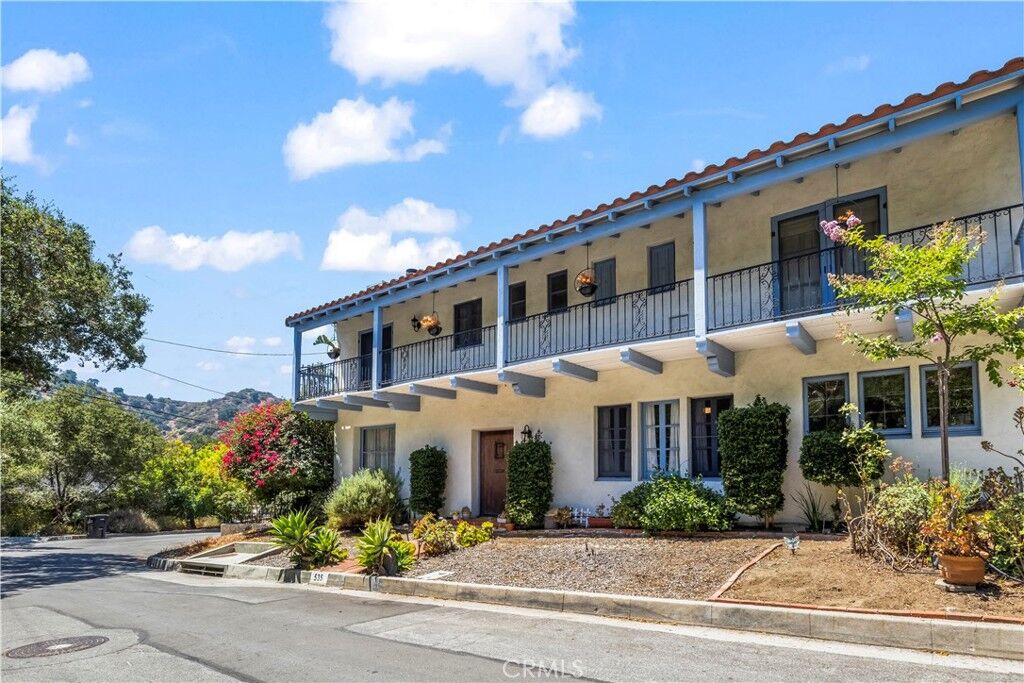 Property Photo: 535 Arch Place CA 91206