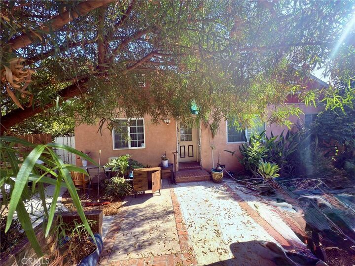 Property Photo:  18536 Sunburst Street  CA 91324 