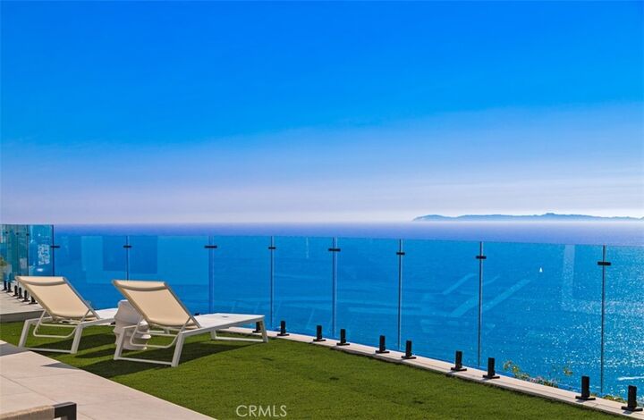 31 N Vista De Catalina  Laguna Beach CA 92651 photo