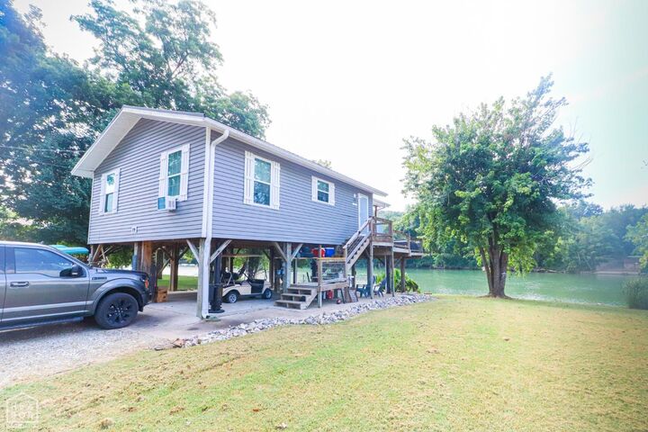 Property Photo: 19 E Valley Drive AR 72542