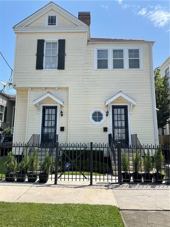 Property Photo:  1627 Marengo Street  LA 70115 